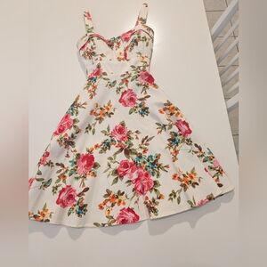 Eva Rose Floral Sleeveless Dress